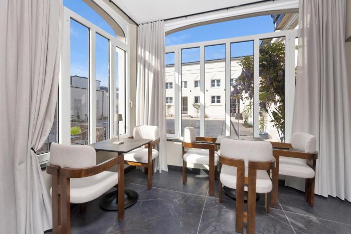 the originals boutique hotel les coulisses du theatre saint quentin