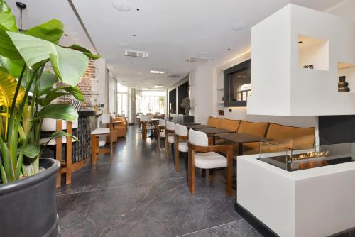 the originals boutique hotel les coulisses du theatre saint quentin