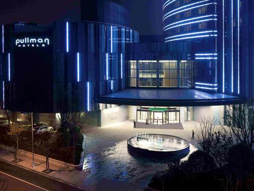 pullman shanghai xuhui
