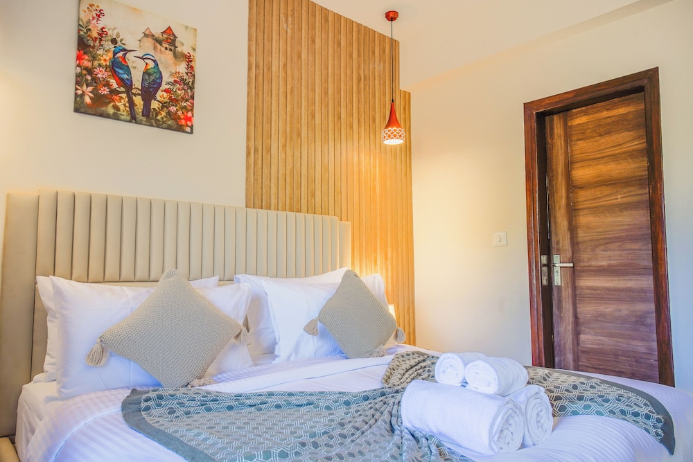 alaya stays veera marina 2bhk
