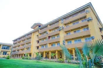 alaya stays veera marina 2bhk