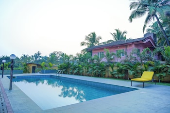 alaya stays veera marina 2bhk