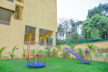 Alaya Stays Veera Marina 2Bhk,,2 star