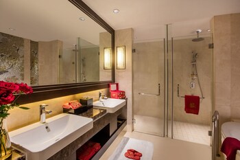 crowne plaza shaoxing by ihg