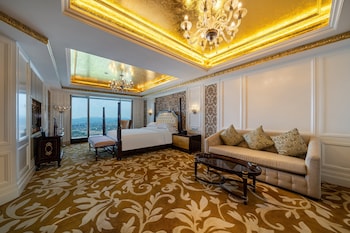 crowne plaza shaoxing by ihg