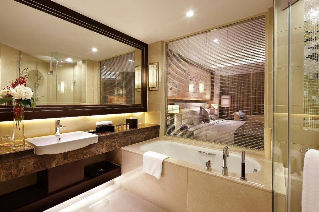 crowne plaza shaoxing by ihg