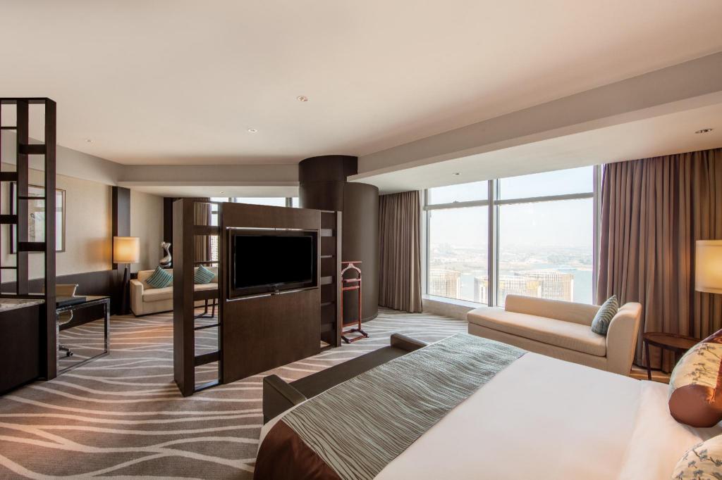 crowne plaza shaoxing by ihg