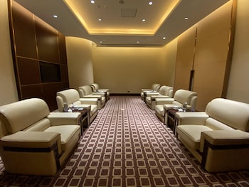 crowne plaza shaoxing by ihg