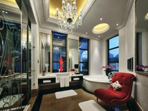 intercontinental shenzhen by ihg