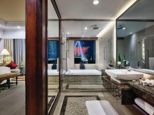 intercontinental shenzhen by ihg