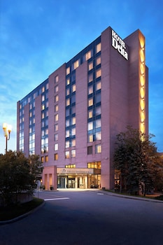 Delta Hotels By Marriott Sherbrooke Conference Centre,Montreal>>Charlevoix,3 star
