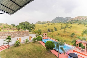 pinakin prayaan villa udaipur