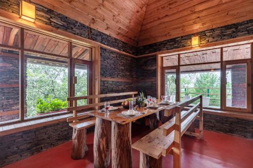 alaya stays suro woodbine chalet cottage