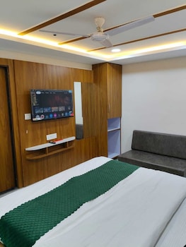 hotel just inn