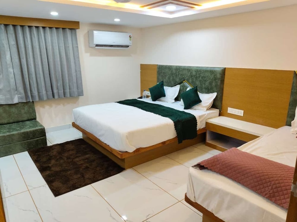hotel just inn