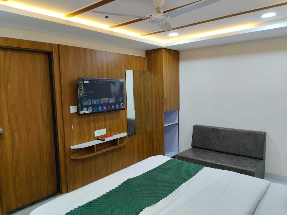 hotel just inn
