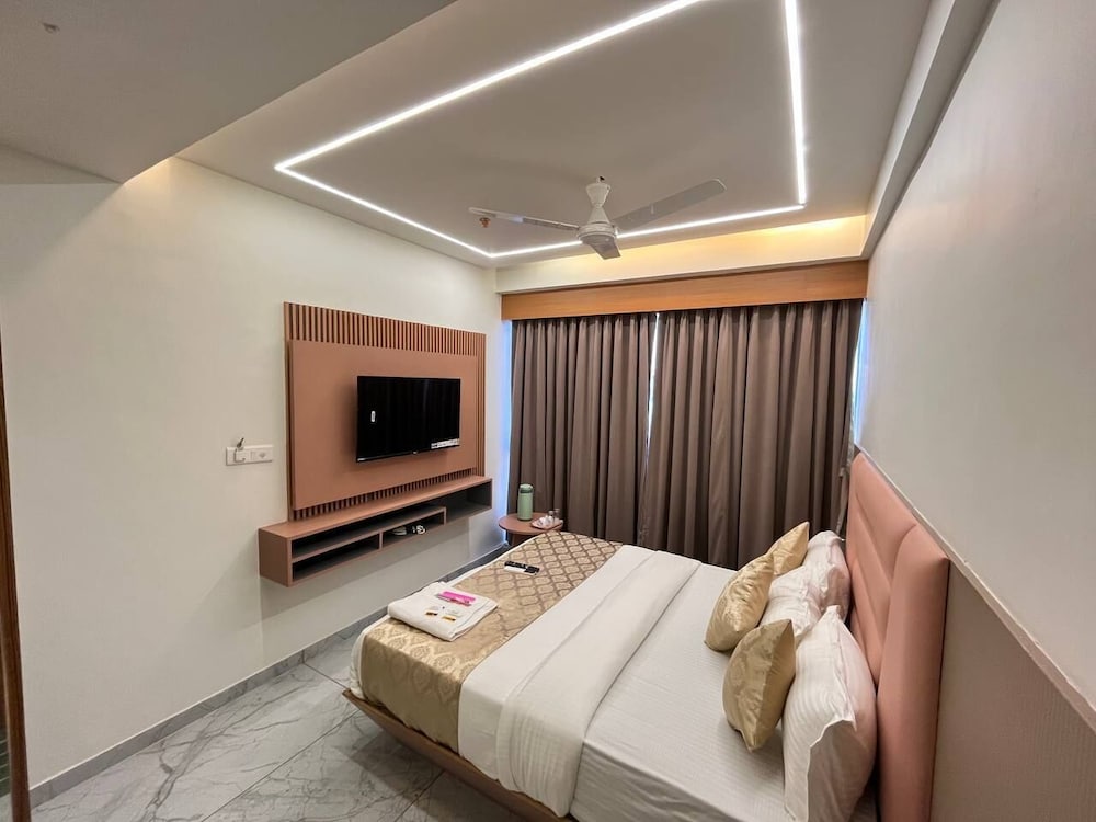 hotel melbourne gandhinagar