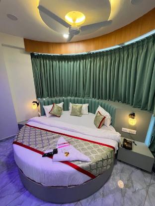 hotel melbourne gandhinagar