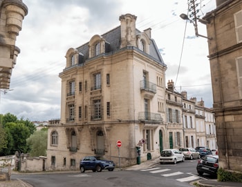 hotel des arts
