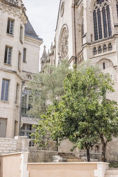 hotel des arts