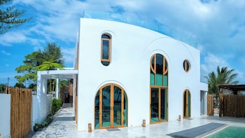a dream naka island beachfront retreat