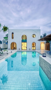 A Dream Naka Island - Beachfront Retreat,,3 star