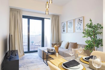 Classic 1Br In Azizi Riviera Meydan,,0 star