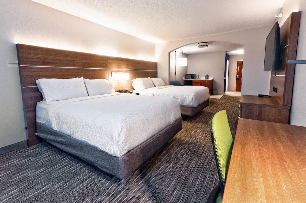 holiday inn express hotel and suites goshen by ihg