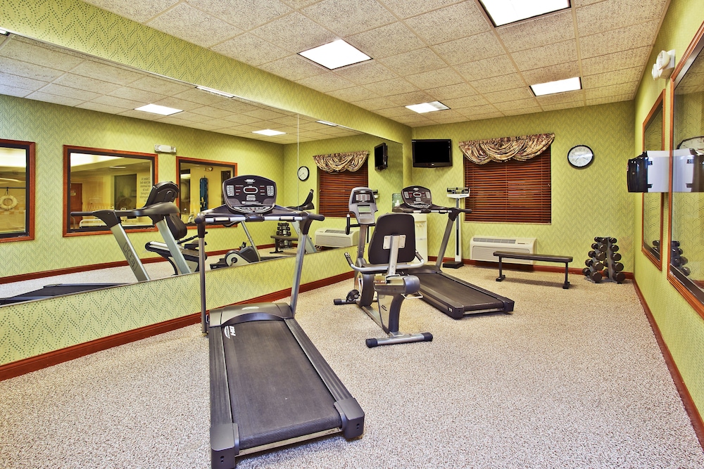 holiday inn express hotel and suites goshen by ihg