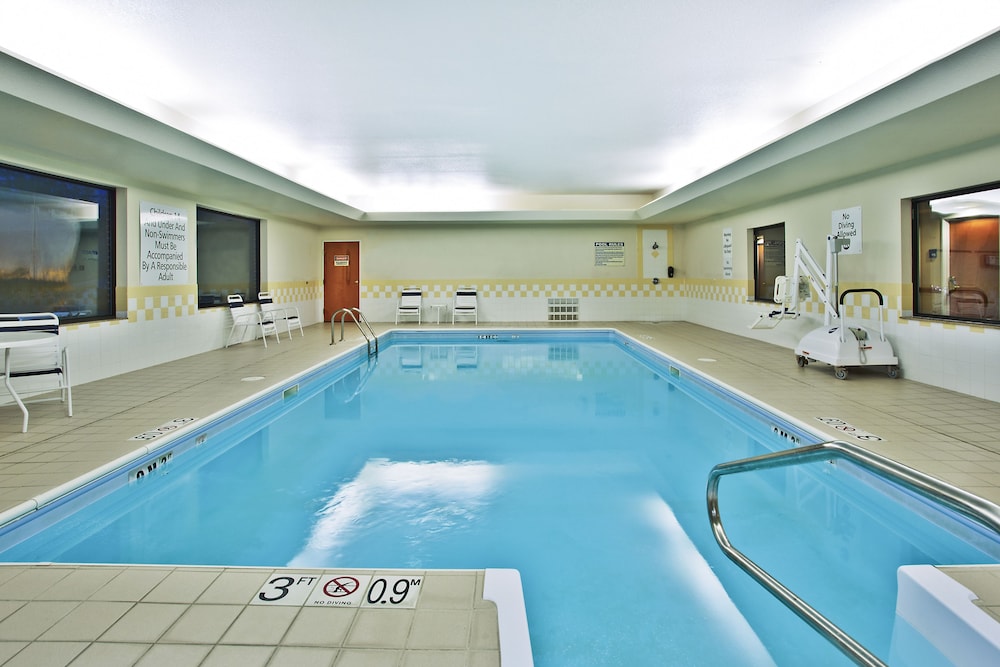holiday inn express hotel and suites goshen by ihg