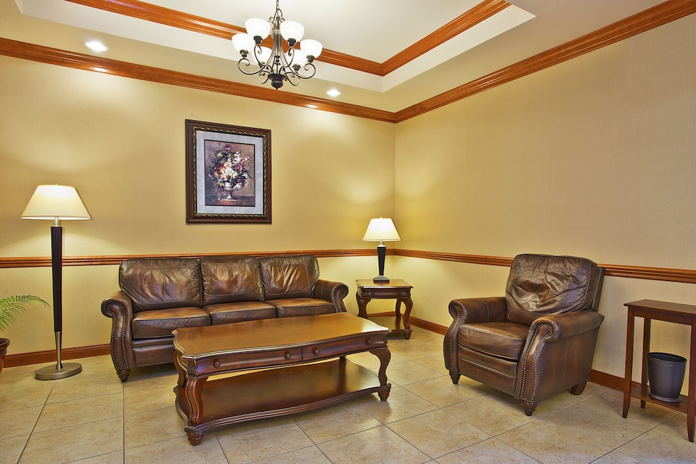holiday inn express hotel and suites goshen by ihg