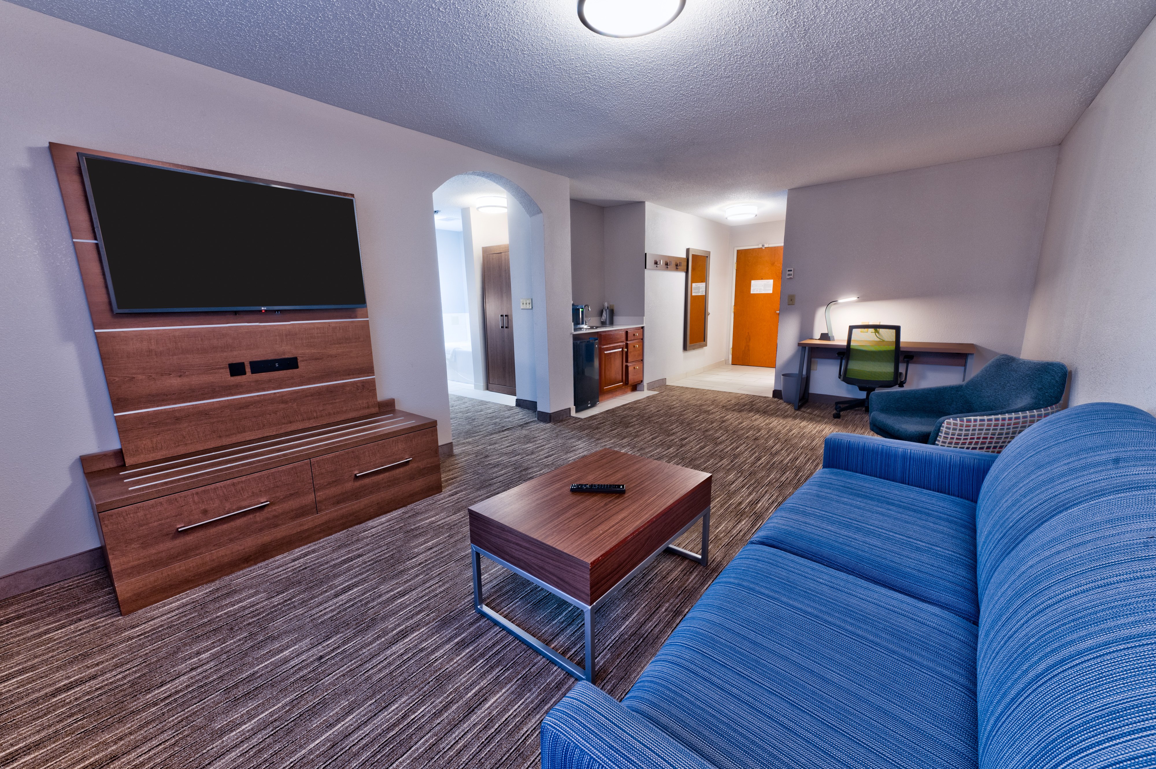 holiday inn express hotel and suites goshen by ihg