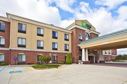 holiday inn express hotel and suites goshen by ihg