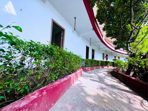 staybook the rudveda resort