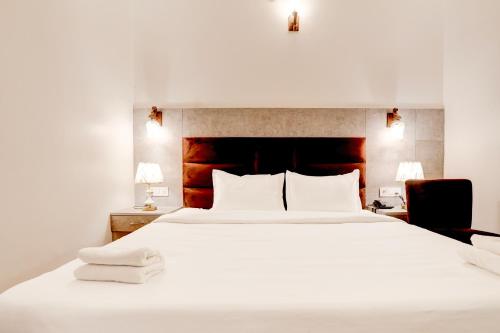 staybook the rudveda resort