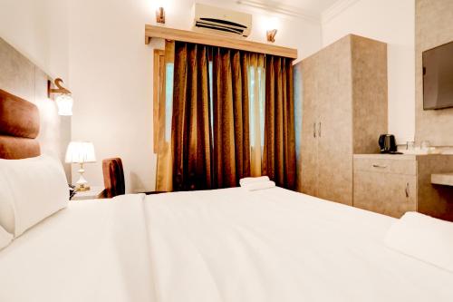 staybook the rudveda resort