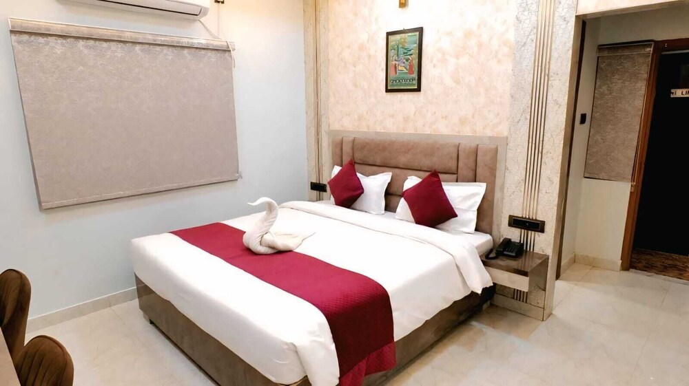 hotel shiv sudhaa