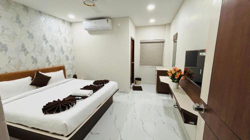 hotel mithra grand