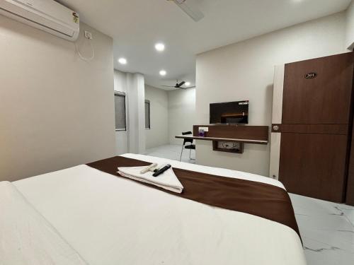 hotel mithra grand
