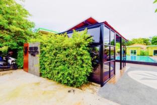 sky hip resort pattaya city