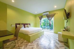 sky hip resort pattaya city