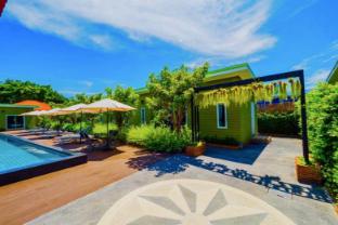 sky hip resort pattaya city