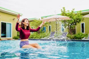 sky hip resort pattaya city