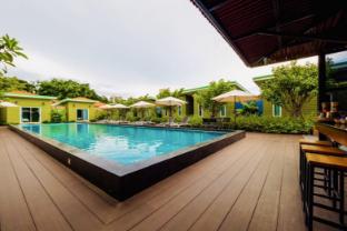 sky hip resort pattaya city