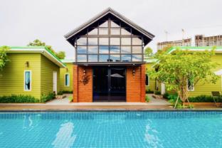 sky hip resort pattaya city