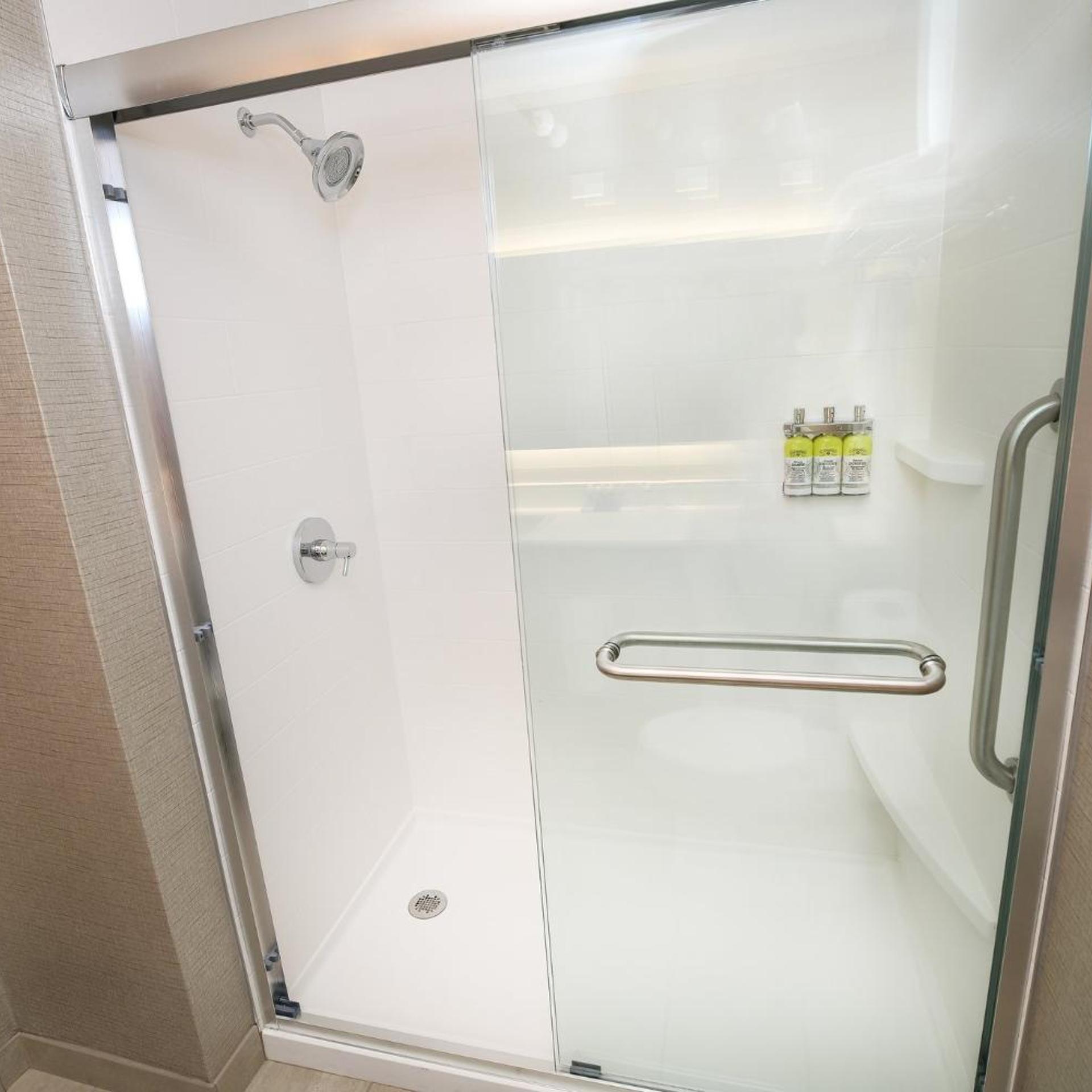holiday inn express hotel and suites grand forks by ihg