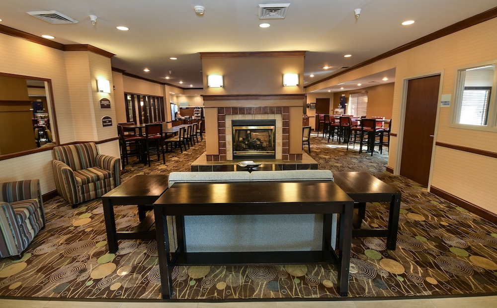 holiday inn express hotel and suites grand forks by ihg