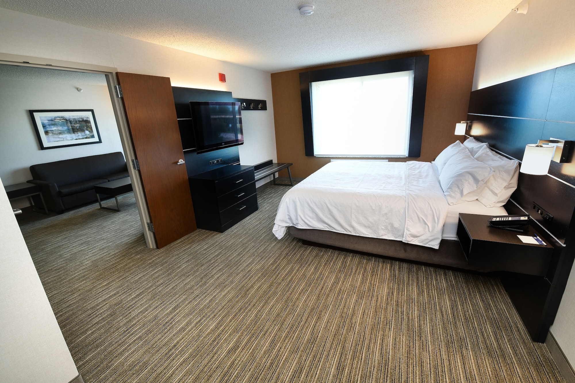 holiday inn express hotel and suites grand forks by ihg