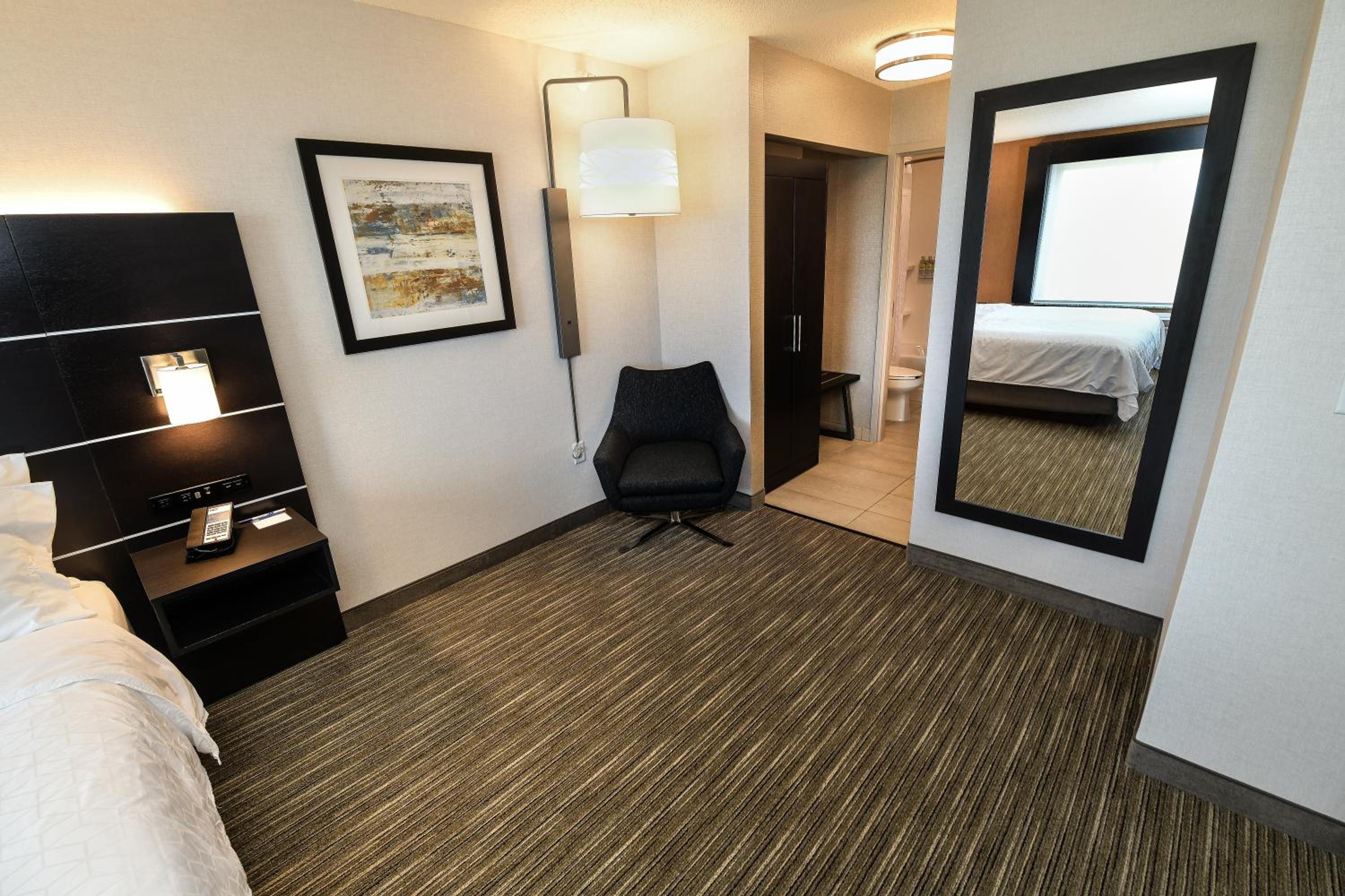 holiday inn express hotel and suites grand forks by ihg