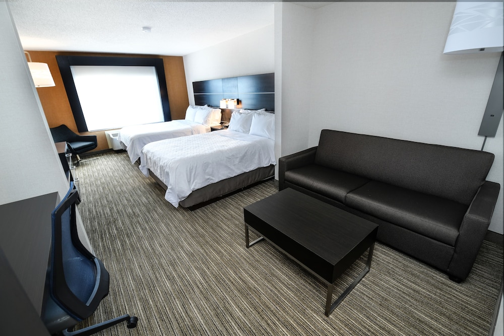 holiday inn express hotel and suites grand forks by ihg